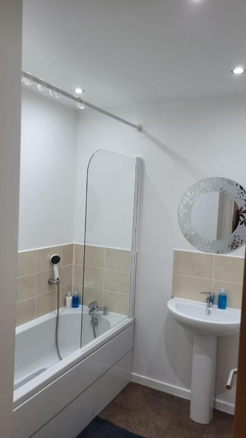 Ferienwohnung Cakemuir Detached House, 3 Bed, Free Parking &Private Garden EDI Exterior foto